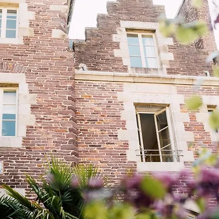 Bed & Breakfast Castel Jolly
