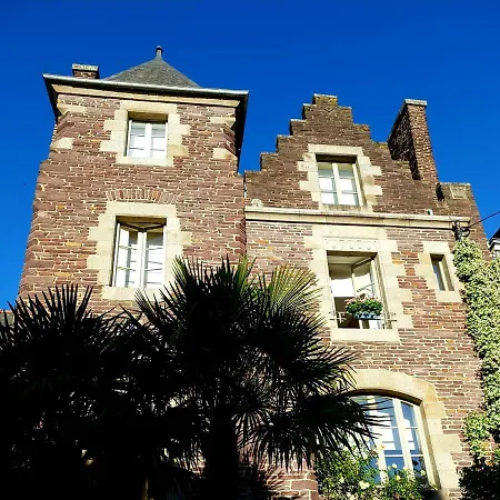 Castel Jolly *