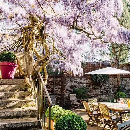 Couette-café Castel Jolly